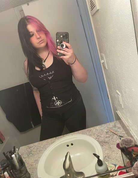 Quin.night.afterdark