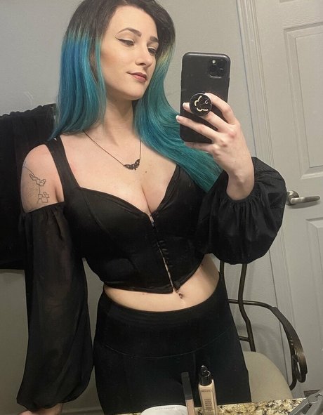 Nagie wyciekłe zdjęcie OnlyFans od Kristenraettv