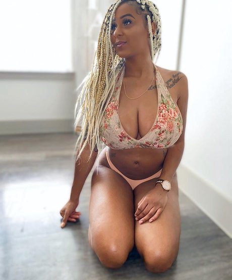 Nagie wyciekłe zdjęcie OnlyFans od Katarra Mcduffie