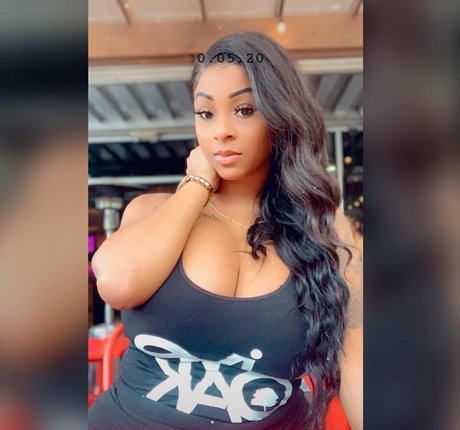 Nagie wyciekłe zdjęcie OnlyFans od Katarra Mcduffie
