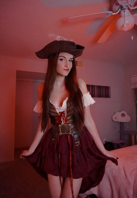 Nagie wyciekłe zdjęcie OnlyFans od Maggie Roscher