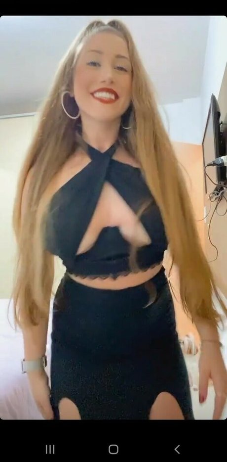 Julia Ferronato