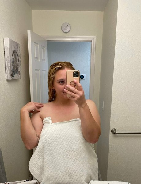 Nagie wyciekłe zdjęcie OnlyFans od Peachycatfree
