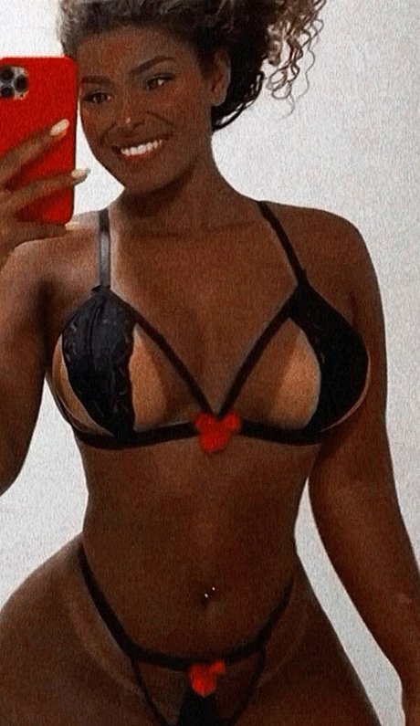 Nagie wyciekłe zdjęcie OnlyFans od Ynaraabb
