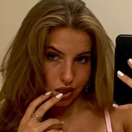 Nagie wyciekłe zdjęcie OnlyFans od Lelainaperezz