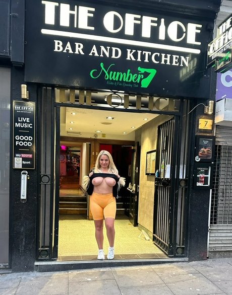 Nagie wyciekłe zdjęcie OnlyFans od Lana Wolf