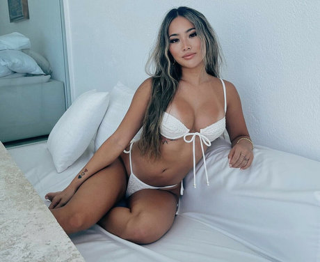 Nagie wyciekłe zdjęcie OnlyFans od Megkogawa