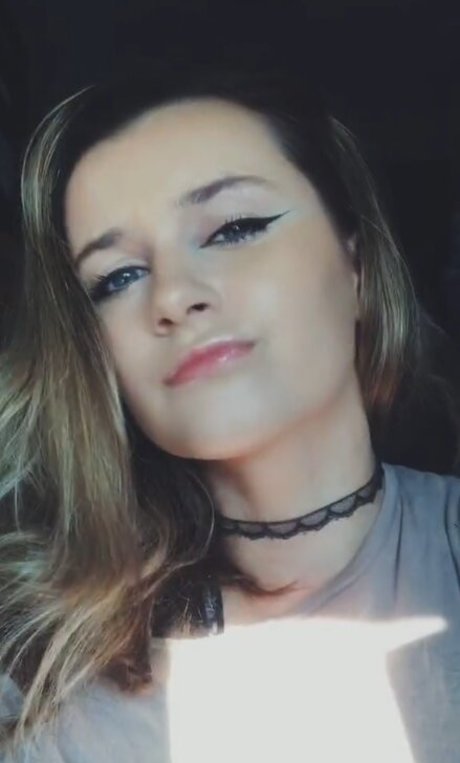 Nagie wyciekłe zdjęcie OnlyFans od Izassassin