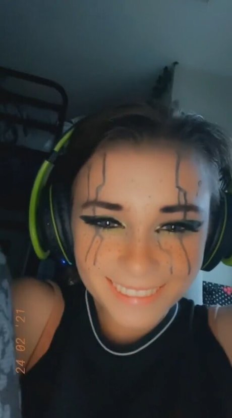 Nagie wyciekłe zdjęcie OnlyFans od Izassassin