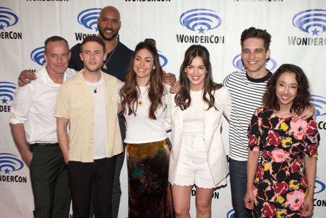 Nagie wyciekłe zdjęcie OnlyFans od Elizabeth Henstridge