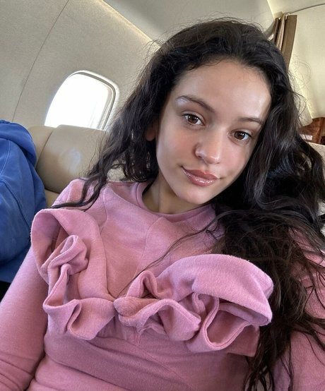 Nagie wyciekłe zdjęcie OnlyFans od Rosalia