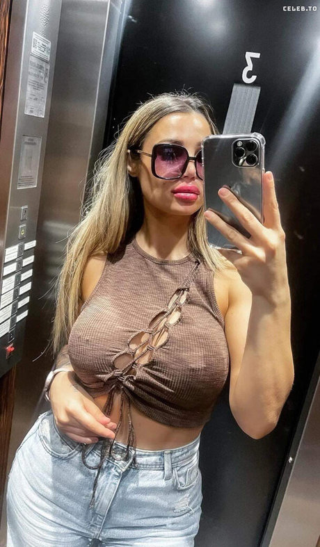 Nagie wyciekłe zdjęcie OnlyFans od Oksana Alma