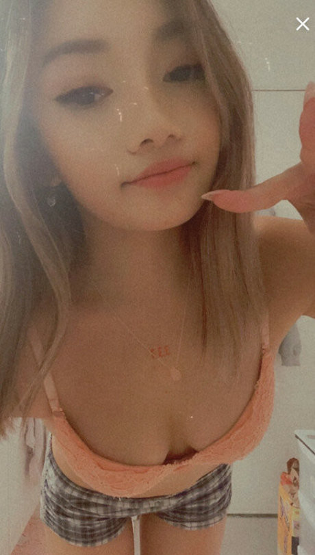 Nagie wyciekłe zdjęcie OnlyFans od Akarinaa