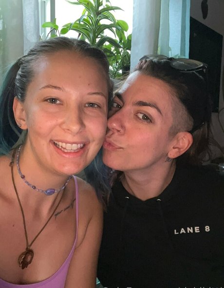 Nagie wyciekłe zdjęcie OnlyFans od Rickikitti