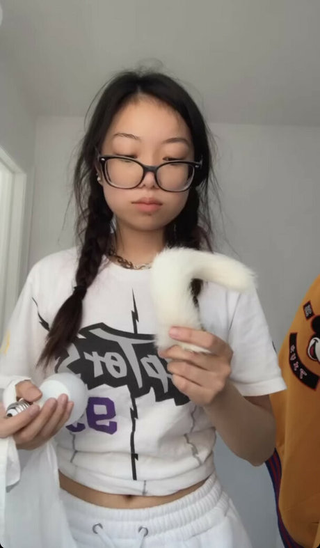 Nagie wyciekłe zdjęcie OnlyFans od Fruitypoppin