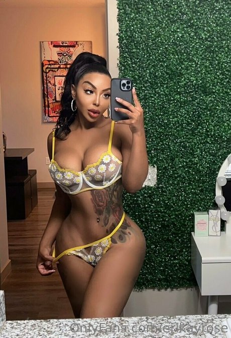 Nagie wyciekłe zdjęcie OnlyFans od Erikayrose