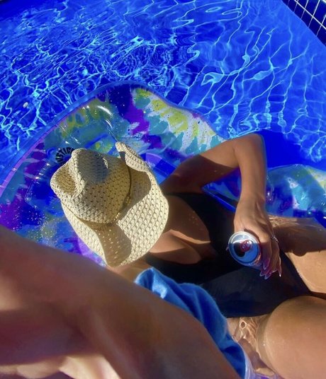 Nagie wyciekłe zdjęcie OnlyFans od Kelly Meinhart