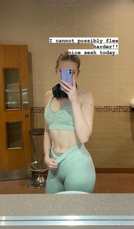 Nagie wyciekłe zdjęcie OnlyFans od Hoxieloxie
