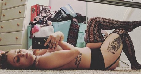 Nagie wyciekłe zdjęcie OnlyFans od Nova Skye