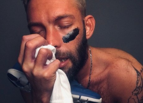 Nagie wyciekłe zdjęcie OnlyFans od Oscar Hm