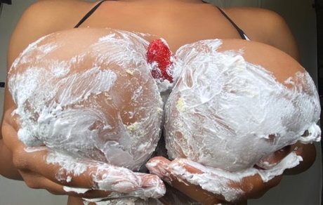 Nagie wyciekłe zdjęcie OnlyFans od Jasmine
