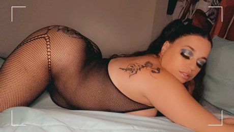 Nagie wyciekłe zdjęcie OnlyFans od Rhi