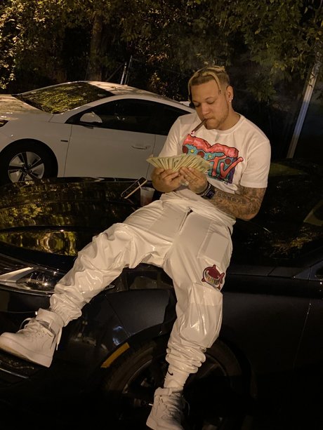 Nagie wyciekłe zdjęcie OnlyFans od Nude Dude