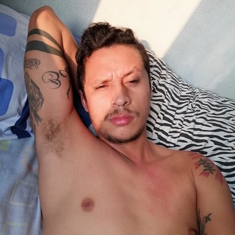 Nagie wyciekłe zdjęcie OnlyFans od Mark Mongra