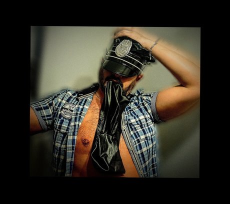 Masked Daddy 