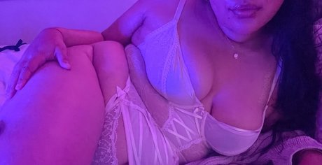 Nagie wyciekłe zdjęcie OnlyFans od Yumi  Chubby Asian Bbw