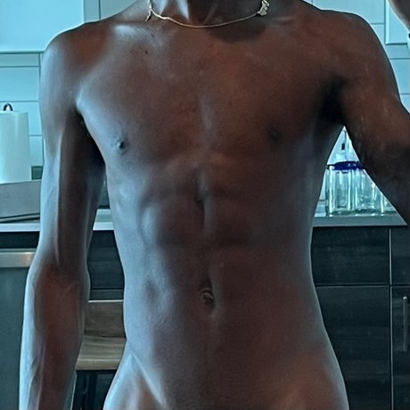 Nagie wyciekłe zdjęcie OnlyFans od Maxxx Slayer