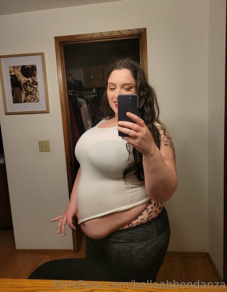 Nagie wyciekłe zdjęcie OnlyFans od Bellaabbondanza