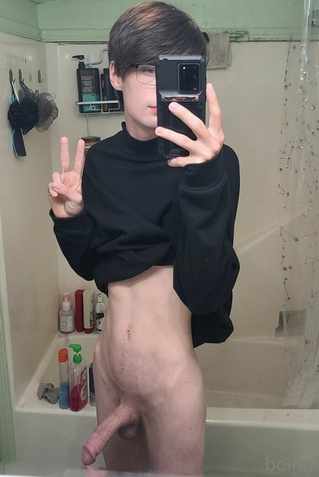 Nagie wyciekłe zdjęcie OnlyFans od Boiiaz