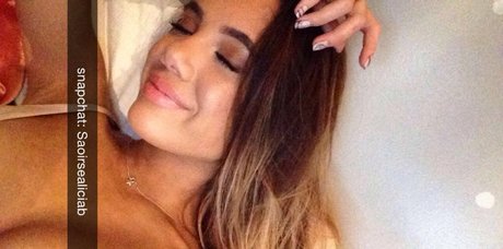 Nagie wyciekłe zdjęcie OnlyFans od Saoirse Alicia Behzadi