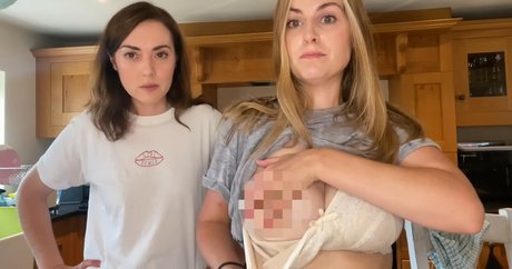Nagie wyciekłe zdjęcie OnlyFans od Rose And Rosie