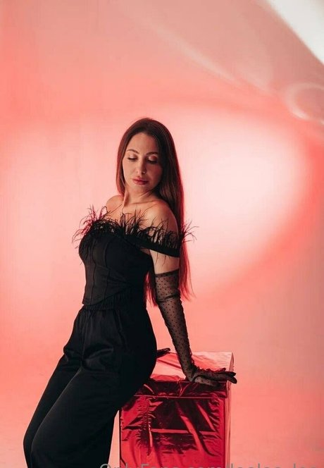 Nagie wyciekłe zdjęcie OnlyFans od Leeloolee