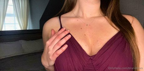 Nagie wyciekłe zdjęcie OnlyFans od Brandiluvs
