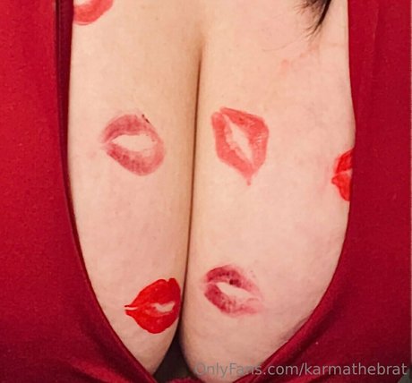 Nagie wyciekłe zdjęcie OnlyFans od Karmathebrat