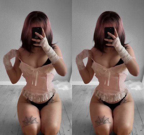 Nagie wyciekłe zdjęcie OnlyFans od Softbunnyrae