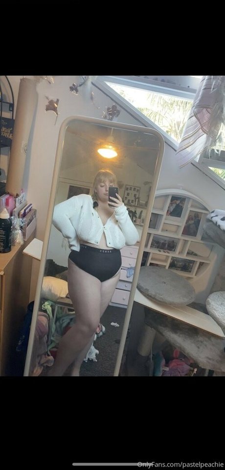 Nagie wyciekłe zdjęcie OnlyFans od Pastelpeachie