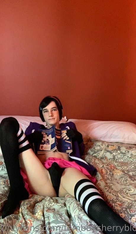 Femboycherryblossom