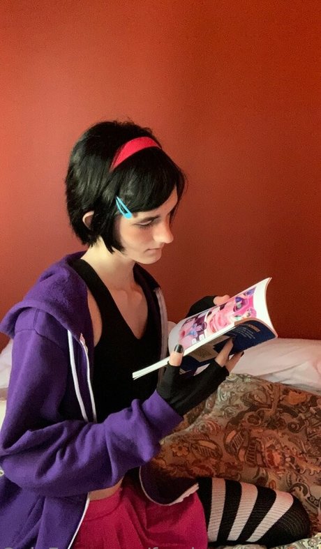 Femboycherryblossom