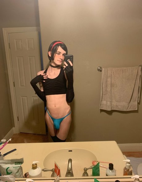 Nagie wyciekłe zdjęcie OnlyFans od Femboycherryblossom