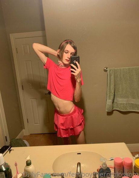 Femboycherryblossom