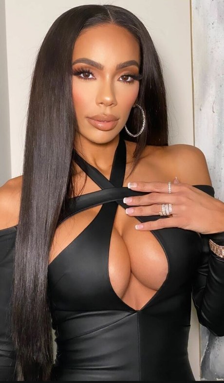 Nagie wyciekłe zdjęcie OnlyFans od Erica Mena