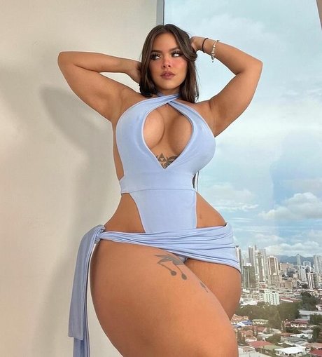 Nagie wyciekłe zdjęcie OnlyFans od Grace Bon