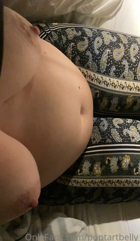 Nagie wyciekłe zdjęcie OnlyFans od Poptartbelly