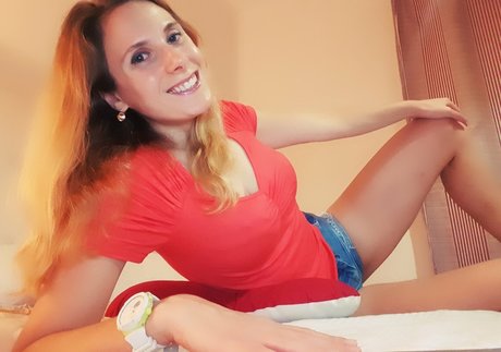 Nagie wyciekłe zdjęcie OnlyFans od Ellyedelweiss