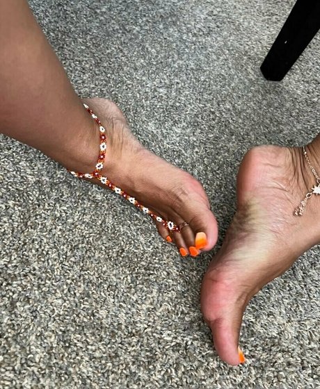 Latinagoldensoles