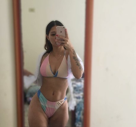Nagie wyciekłe zdjęcie OnlyFans od Laurabarbosa99